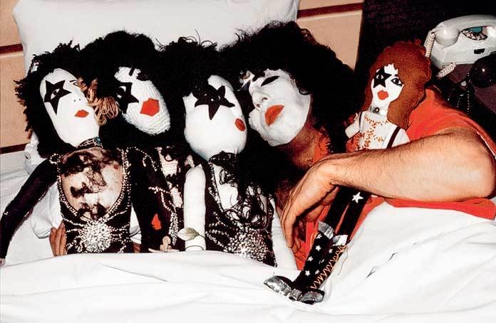 KISS. Лицом к музыке: срывая маску KISS. Лицом к музыке: срывая маску
