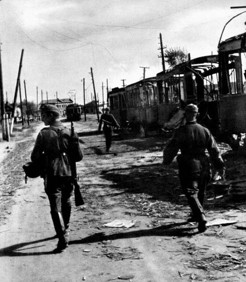 Неизвестный Сталинград. Как перевирают историю Неизвестный Сталинград. Как перевирают историю