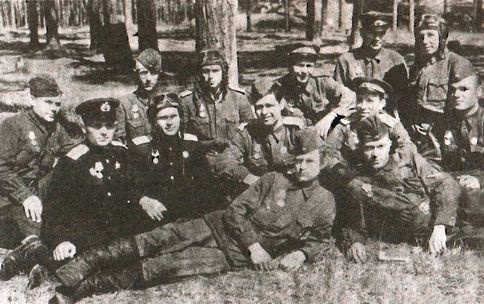 В воздушных боях. Балтийское небо В воздушных боях. Балтийское небо