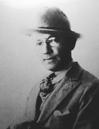 Елена Рубинштейн. Женщина, сотворившая красоту Елена Рубинштейн. Женщина, сотворившая красоту