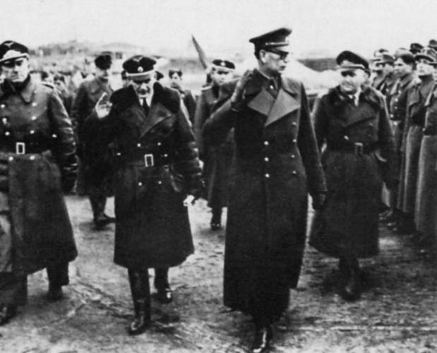 Власов против Сталина. Трагедия русской освободительной армии 1944-1945 год Власов против Сталина. Трагедия русской освободительной армии 1944-1945 год