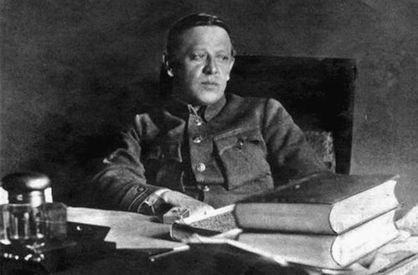 Как Черчилль развязал Вторую Мировую. Главный виновник войны Как Черчилль развязал Вторую Мировую. Главный виновник войны