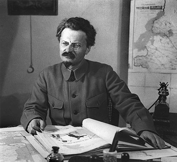 Как Черчилль развязал Вторую Мировую. Главный виновник войны Как Черчилль развязал Вторую Мировую. Главный виновник войны
