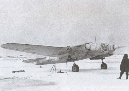 Асы над тундрой. Воздушная война в Заполярье. 1941-1944 годы Асы над тундрой. Воздушная война в Заполярье. 1941-1944 годы
