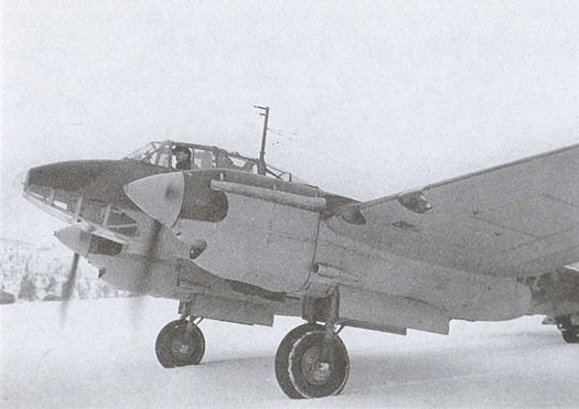 Асы над тундрой. Воздушная война в Заполярье. 1941-1944 годы Асы над тундрой. Воздушная война в Заполярье. 1941-1944 годы