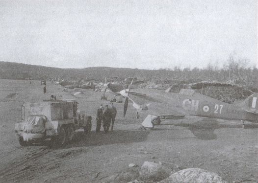Асы над тундрой. Воздушная война в Заполярье. 1941-1944 годы Асы над тундрой. Воздушная война в Заполярье. 1941-1944 годы