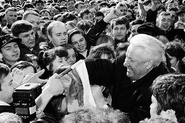 История России. От Горбачева до Путина и Медведева История России. От Горбачева до Путина и Медведева
