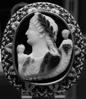 Женская гениальность. История болезни Женская гениальность. История болезни