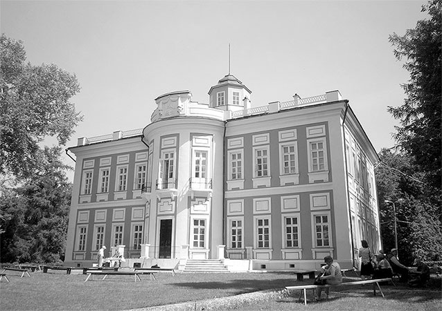 Рублевка, скрытая от посторонних глаз. История старинной дороги. 33 истории о великих жителях Рублевки, или Тридцать три богатыря Рублевка, скрытая от посторонних глаз. История старинной дороги. 33 истории о великих жителях Рублевки, или Тридцать три богатыря