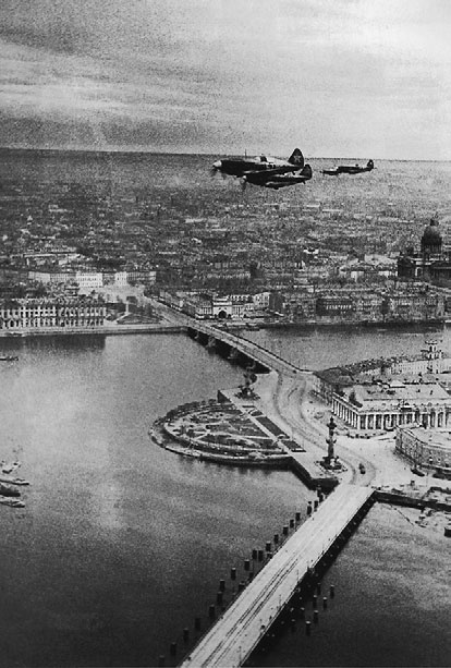 Блокада Ленинграда. Полная хроника - 900 дней и ночей Блокада Ленинграда. Полная хроника - 900 дней и ночей