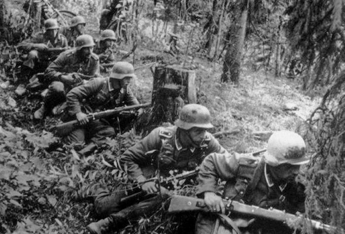 Блокада Ленинграда. Полная хроника - 900 дней и ночей Блокада Ленинграда. Полная хроника - 900 дней и ночей