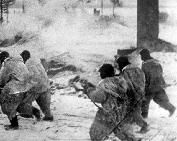 Блокада Ленинграда. Полная хроника - 900 дней и ночей Блокада Ленинграда. Полная хроника - 900 дней и ночей