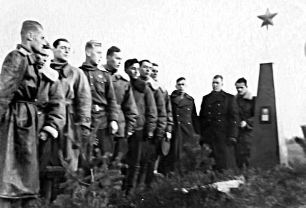 Мы дрались на истребителях Мы дрались на истребителях