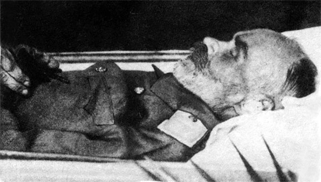 Легендарный Корнилов. "Не человек, а стихия" Легендарный Корнилов. "Не человек, а стихия"