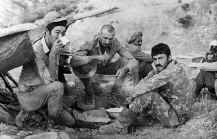 Афганский дневник пехотного лейтенанта. "Окопная правда" войны Афганский дневник пехотного лейтенанта. "Окопная правда" войны