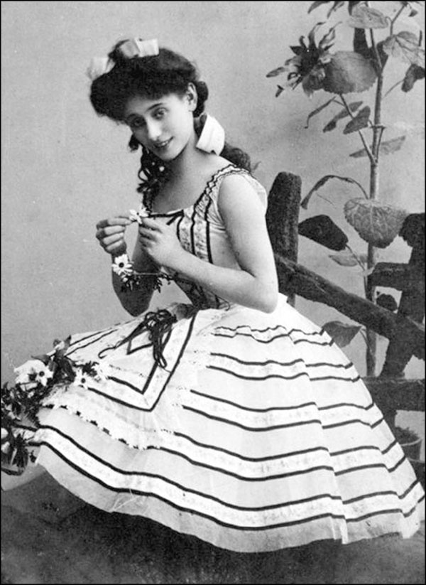 Анна Павлова. Жизнь в танце Анна Павлова. Жизнь в танце