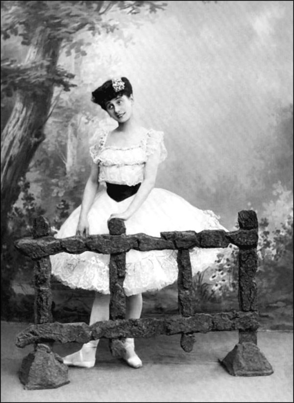 Анна Павлова. Жизнь в танце Анна Павлова. Жизнь в танце
