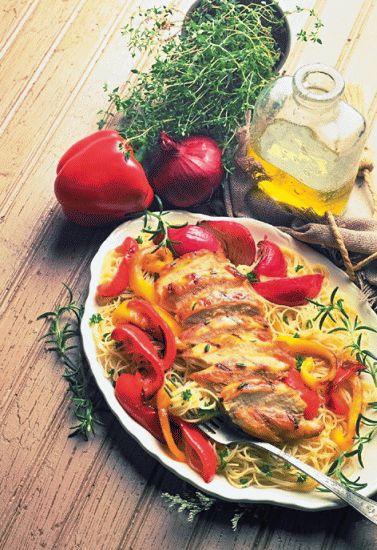 Мужчина на кухне Мужчина на кухне