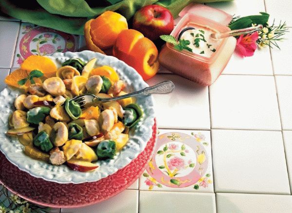 Мужчина на кухне Мужчина на кухне