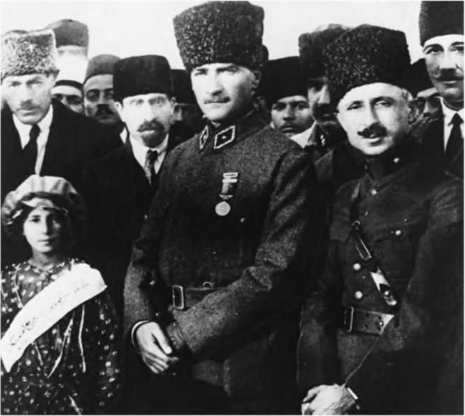 Гитлеровская машина шпионажа. Военная и политическая разведка Третьего рейха. 1933-1945 Гитлеровская машина шпионажа. Военная и политическая разведка Третьего рейха. 1933-1945