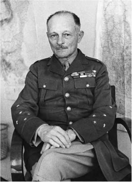 Гитлеровская машина шпионажа. Военная и политическая разведка Третьего рейха. 1933-1945 Гитлеровская машина шпионажа. Военная и политическая разведка Третьего рейха. 1933-1945