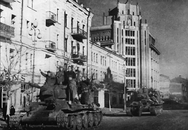 Освобождение. Переломные сражения 1943 года Освобождение. Переломные сражения 1943 года
