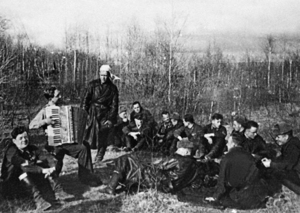 Мы сгорали заживо. Смертники Великой Отечественной Мы сгорали заживо. Смертники Великой Отечественной