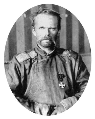 Три цвета знамени. Генералы и комиссары. 1914-1921 Три цвета знамени. Генералы и комиссары. 1914-1921