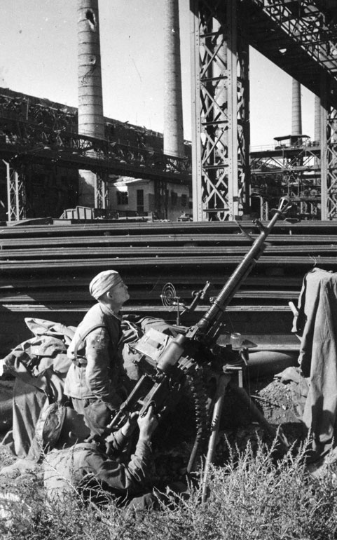 Сталинградское побоище. «За Волгой для нас земли нет!» Сталинградское побоище. «За Волгой для нас земли нет!»