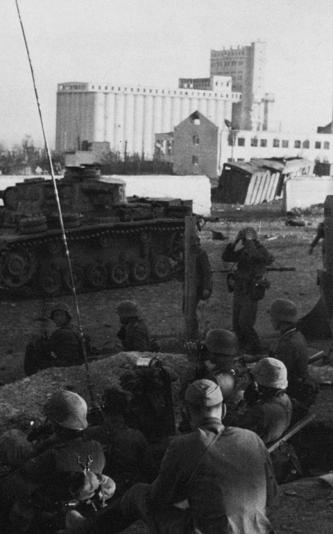 Сталинградское побоище. «За Волгой для нас земли нет!» Сталинградское побоище. «За Волгой для нас земли нет!»