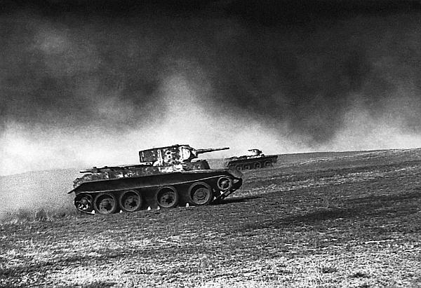 Великая танковая война 1939 – 1945 Великая танковая война 1939 – 1945