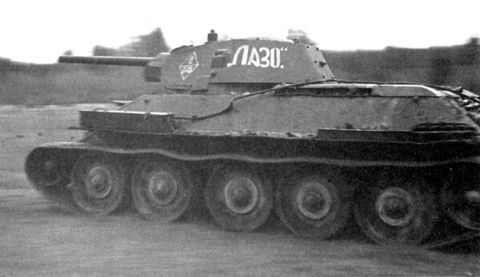 Советские танки в бою. От Т-26 до ИС-2 Советские танки в бою. От Т-26 до ИС-2