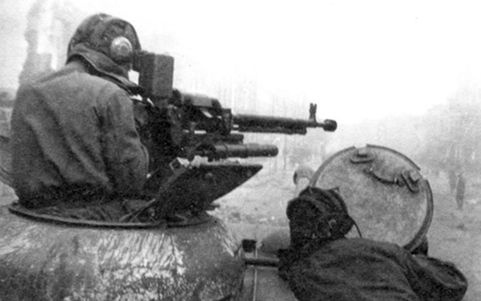 Советские танки в бою. От Т-26 до ИС-2 Советские танки в бою. От Т-26 до ИС-2