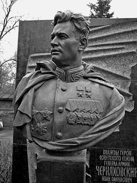 Танкисты-герои 1943-1945 гг. Танкисты-герои 1943-1945 гг.