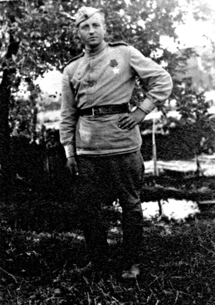 Командир Т-34. На танке до Победы Командир Т-34. На танке до Победы