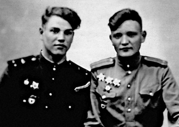 Командир Т-34. На танке до Победы Командир Т-34. На танке до Победы