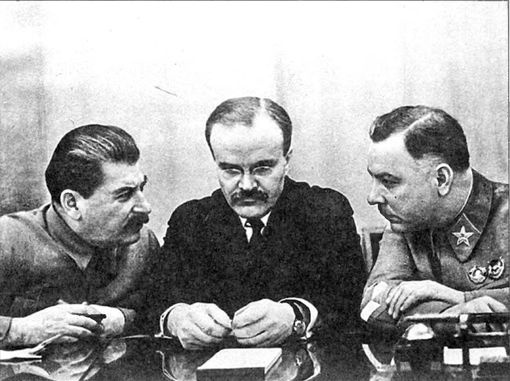 Накануне 1941 года. Гитлер идет на Россию Накануне 1941 года. Гитлер идет на Россию