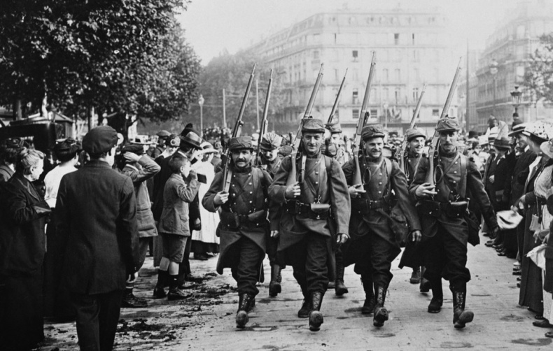 Первая мировая война. Катастрофа 1914 года Первая мировая война. Катастрофа 1914 года
