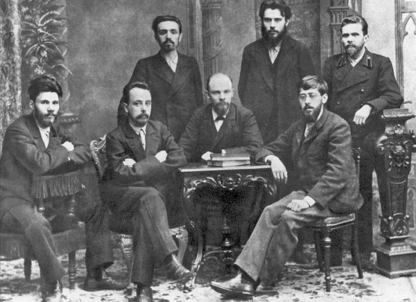 Крах Великой империи. Загадочная история самой крупной геополитической катастрофы Крах Великой империи. Загадочная история самой крупной геополитической катастрофы