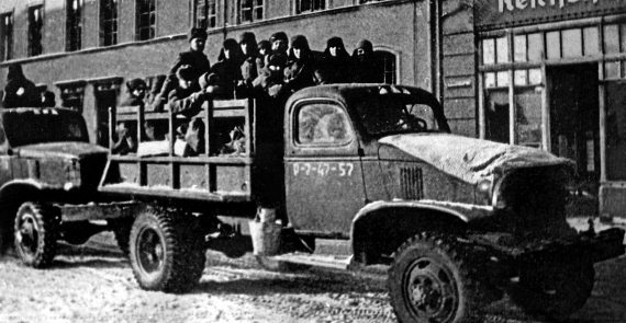 Автонашествие на СССР. Трофейные и лендлизовские автомобили Автонашествие на СССР. Трофейные и лендлизовские автомобили
