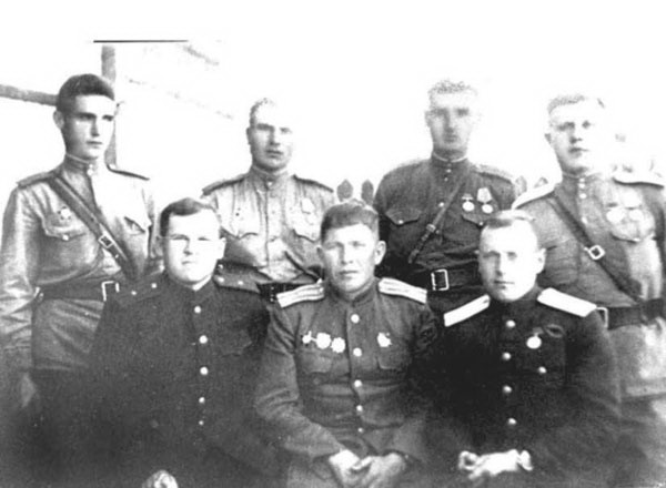 Правда о штрафбатах. Как офицерский штрафбат дошел до Берлина Правда о штрафбатах. Как офицерский штрафбат дошел до Берлина