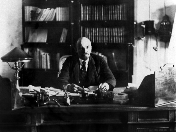Ленин. Самая правдивая биография Ильича Ленин. Самая правдивая биография Ильича
