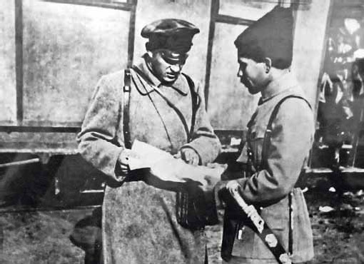 Красные полководцы. Сергей Каменев, Семен Будённый, Михаил Фрунзе, Василий Чапаев, Василий Блюхер, Михаил Тухачевский Красные полководцы. Сергей Каменев, Семен Будённый, Михаил Фрунзе, Василий Чапаев, Василий Блюхер, Михаил Тухачевский