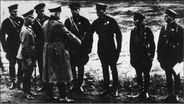 Взлет и падение «красного Бонапарта». Трагическая судьба маршала Тухачевского Взлет и падение «красного Бонапарта». Трагическая судьба маршала Тухачевского