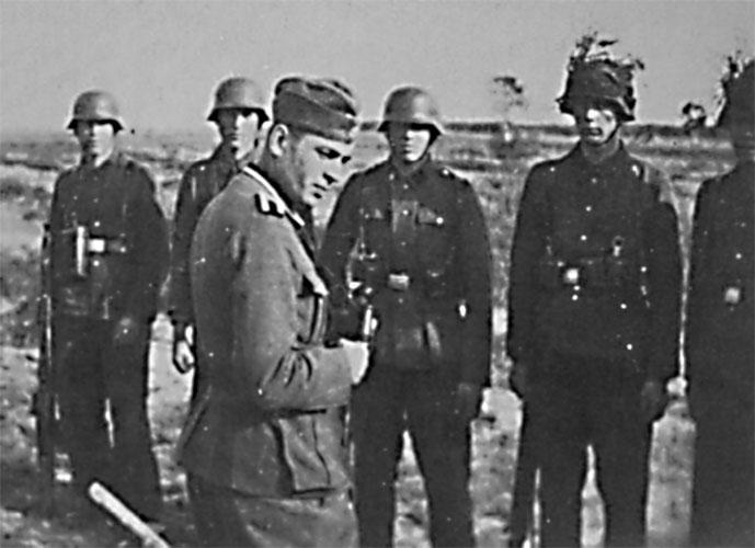 12-я танковая дивизия СС «Гитлерюгенд» 12-я танковая дивизия СС «Гитлерюгенд»