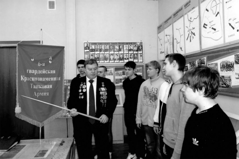 Через Гоби и Хинган Через Гоби и Хинган