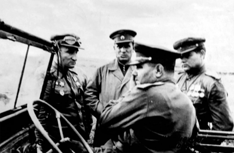 Через Гоби и Хинган Через Гоби и Хинган