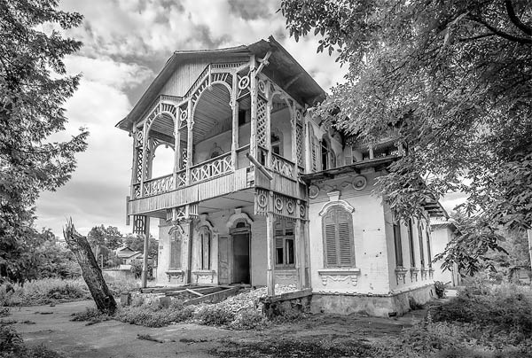 Госдачи Кавказских Минеральных Вод. Тайны создания и пребывания в них на отдыхе партийной верхушки и исполкома Коминтерна от Ленина до Хрущева Госдачи Кавказских Минеральных Вод. Тайны создания и пребывания в них на отдыхе партийной верхушки и исполкома Коминтерна от Ленина до Хрущева