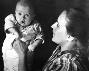 Нонна Мордюкова и Вячеслав Тихонов. Как казачка Штирлица любила Нонна Мордюкова и Вячеслав Тихонов. Как казачка Штирлица любила