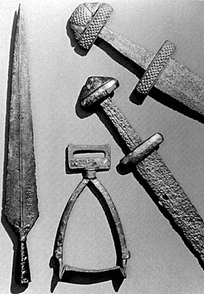 Рыцари. Полная иллюстрированная энциклопедия Рыцари. Полная иллюстрированная энциклопедия